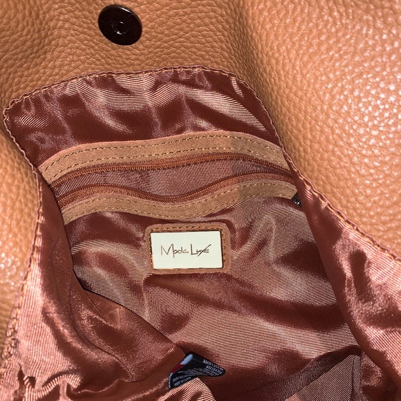 Moda Luxe Tan Suede Shoulder Bag - Picture 4 of 5